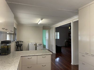 94 Mulgrave St, Gin Gin