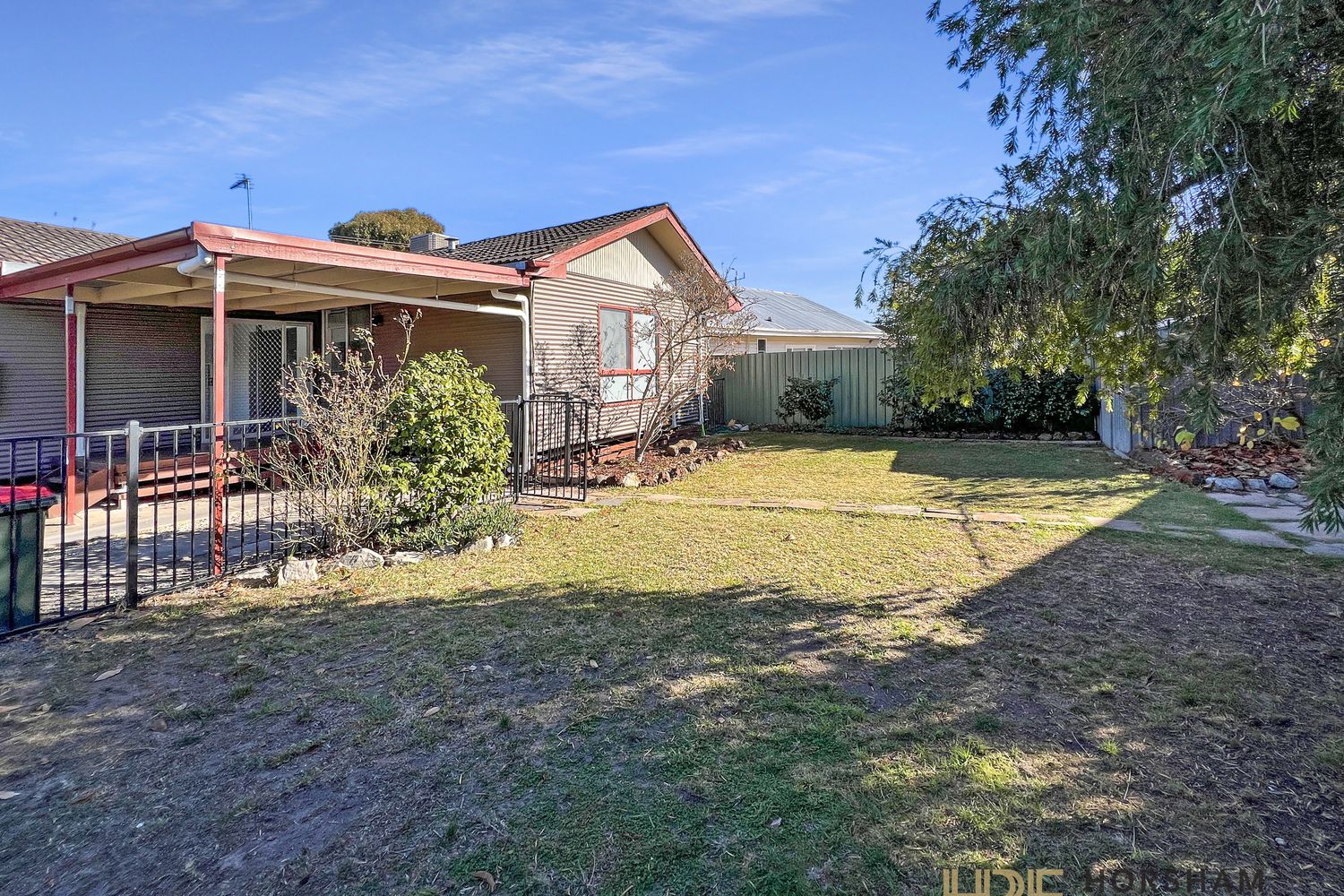 38A Federation Avenue, Horsham