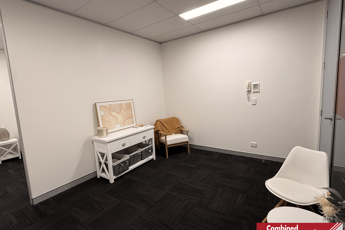 Suite 12 / 10-11, 38 Exchange Parade, Smeaton Grange