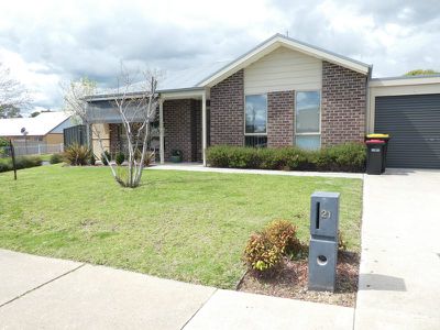 21 Anglesey St, Seymour