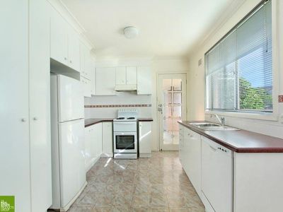 28 Murrie St, Windang