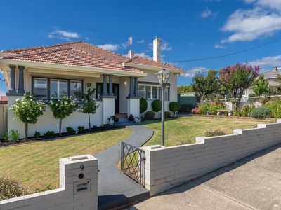 9 The Avenue, Seymour