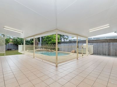 5 Weddel Drive, Annandale