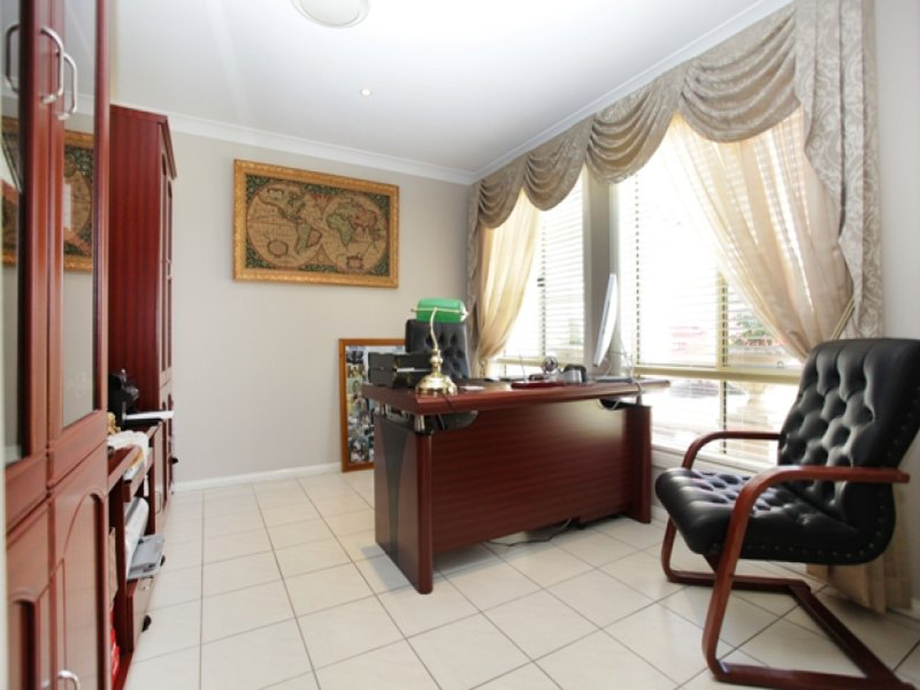22 Glengarry Drive, GLENMORE PARK