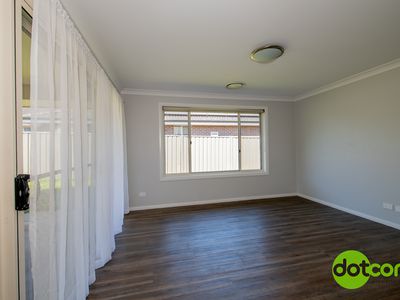 27 Hindmarsh Esplanade, Dubbo