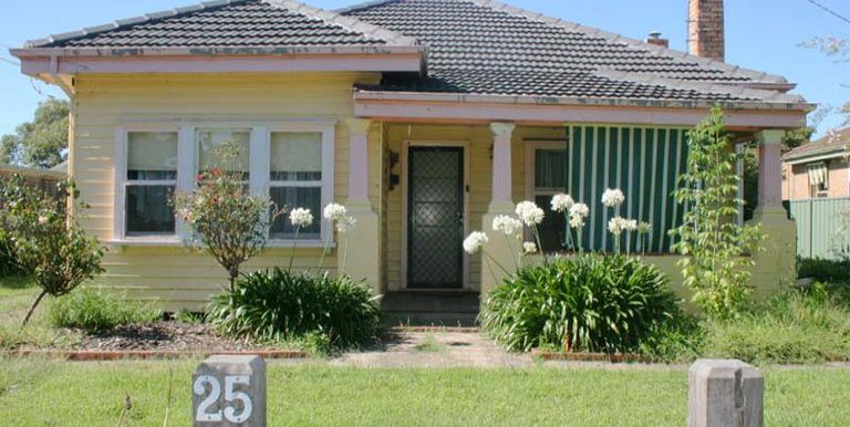25 Kennedy Street, Euroa