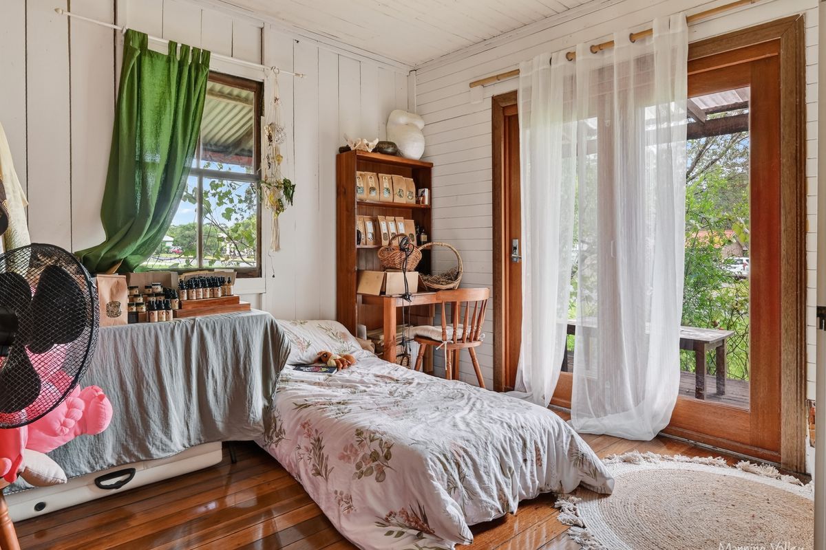 14 East Lansdowne Road, Lansdowne