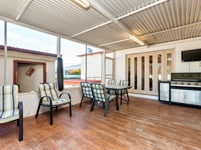 18 Murphy St, Rutherglen