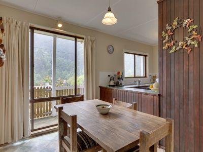 867 Woodbridge Hill Road, Gardners Bay