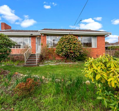 377 Back River Road, Magra