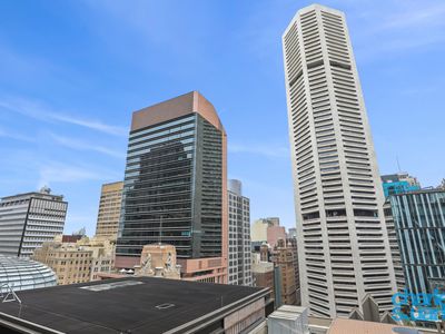 2202 / 1 Hosking Place, Sydney