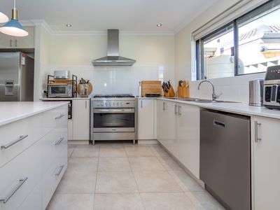 78 Verdant Crescent, Seville Grove