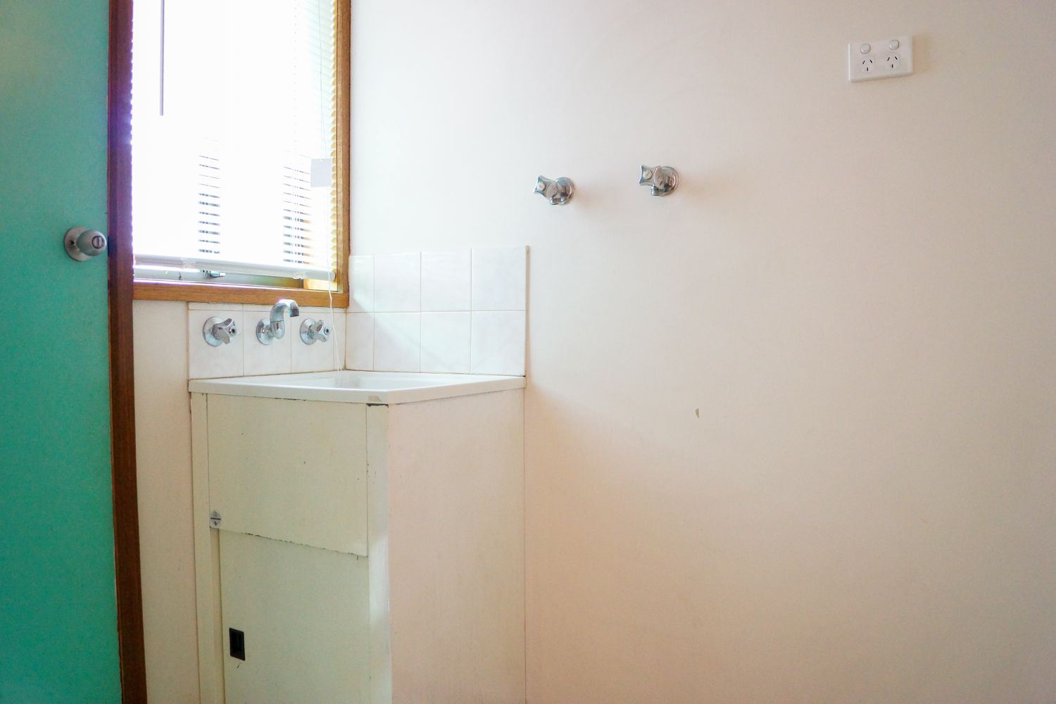 2 / 5 Pynsent Street, Horsham