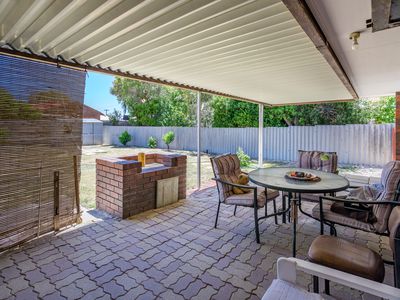 48 Tollington Park Road, Kelmscott