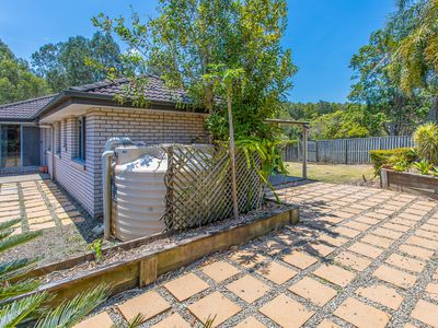 50 Vanilla Av, Griffin