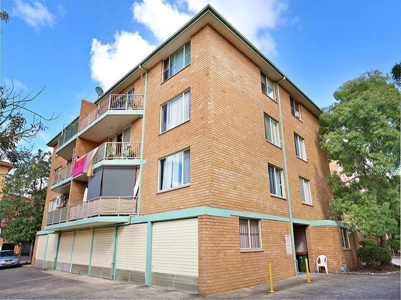 114 / 1 Riverpark Drive, Liverpool