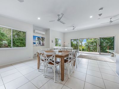 6A Yachtsman Parade, Cannonvale