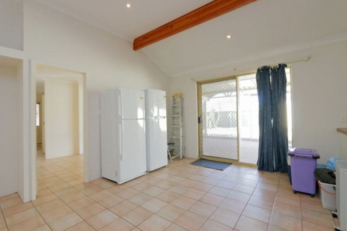 27 Green Croft Gardens, Leeming