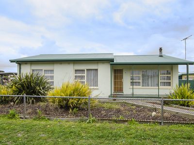 16 Ramsay Street, Millicent