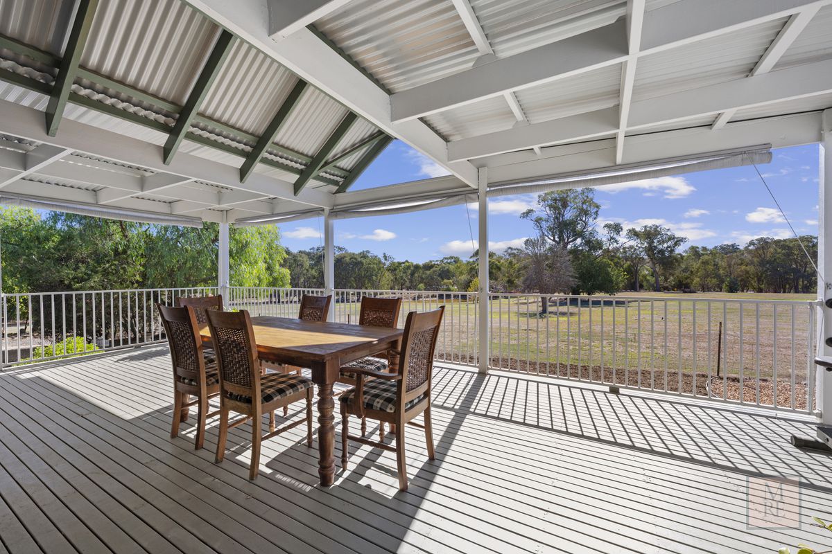 19 Cummins Road, Howes Creek