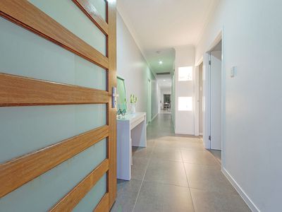 69 Foxwood Circuit, Wakerley