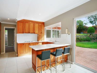 2 Byna Street, Malabar