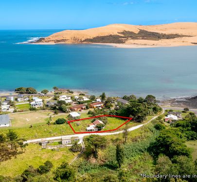 139 Hokianga Harbour Drive, Opononi