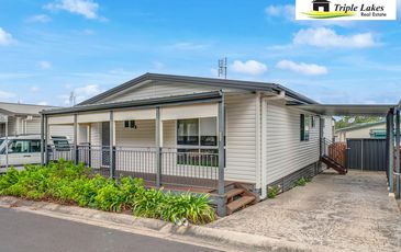 221 / 750 Pacific Highway, Lake Munmorah