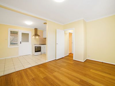 6 / 18 Gilmore Road, Queanbeyan West