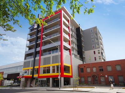 702 / 8 Gheringhap Street, Geelong