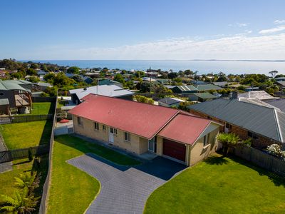 16 Thomas Street, Bridport