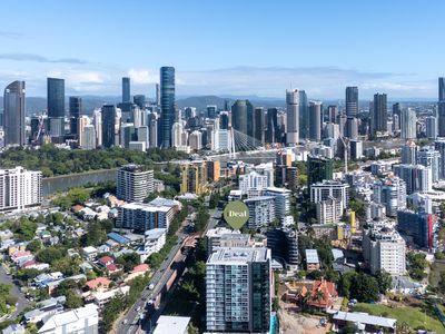 706 / 188 Shafston Avenue, Kangaroo Point