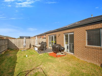 86 Haze Drive, Point Cook