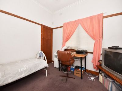 163 High Street, Kangaroo Flat