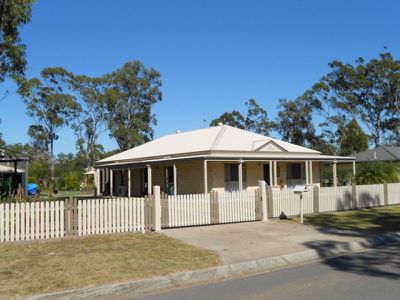 4 BRYPAT CLOSE, Burrum Heads