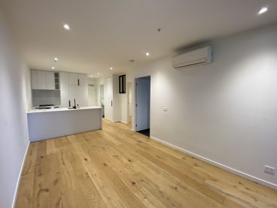 508 / 8 Hallenstein Street , Footscray