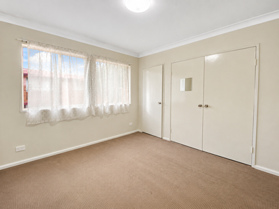 4 / 4 Railway Parade, Westmead