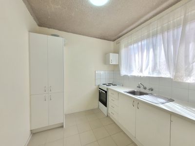 2 / 10 Melrose Avenue, Wiley Park