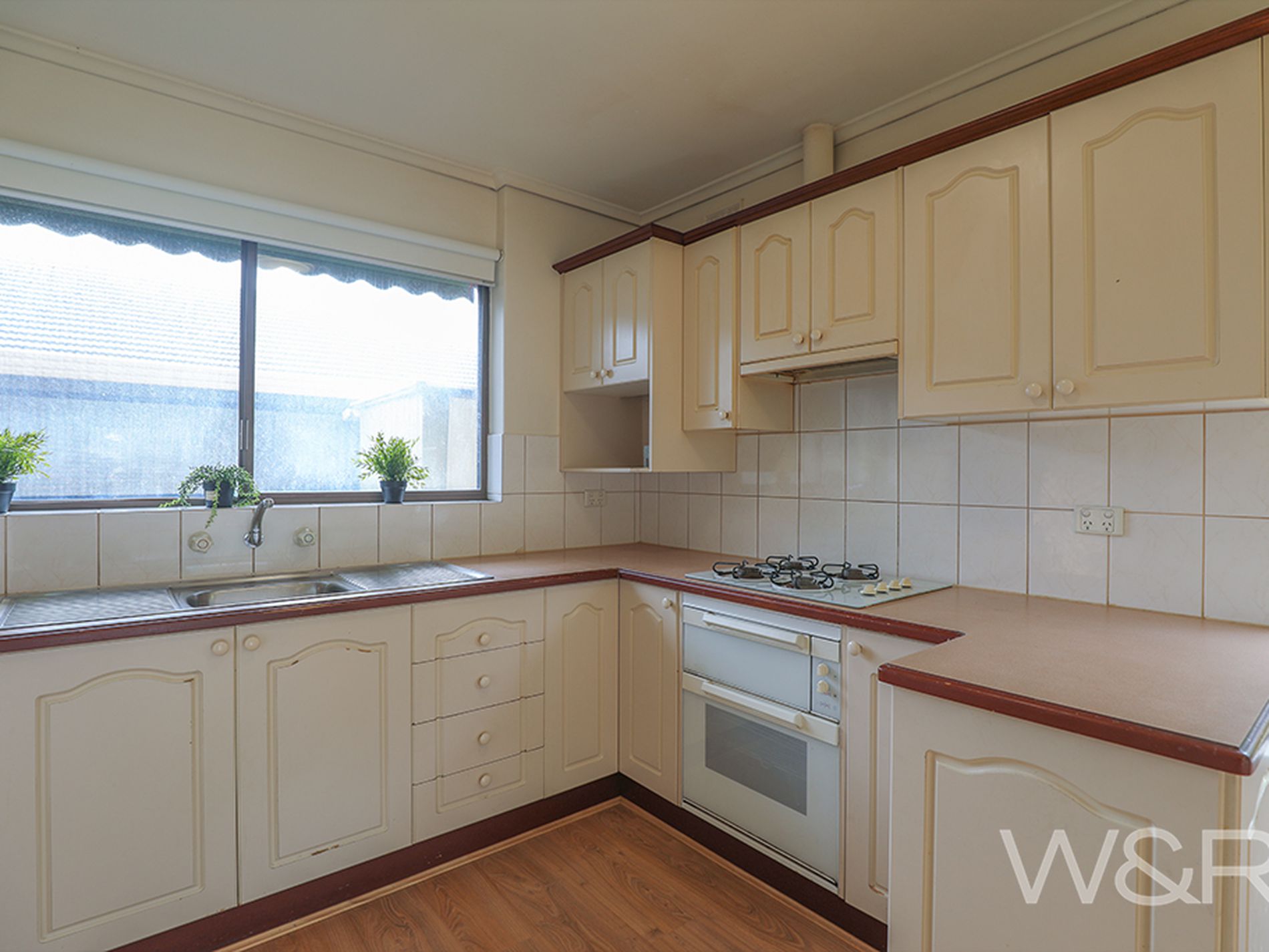6 / 295 Sir Donald Bradman Drive, Brooklyn Park