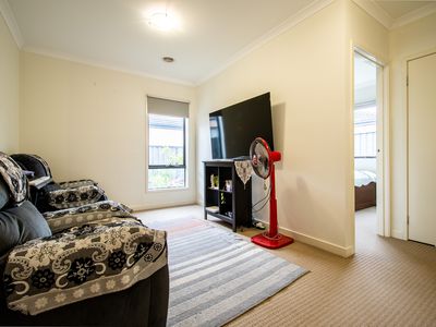 10 Fenix Way, Clyde North