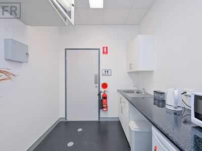 5 / 23 Junction Boulevard, Cockburn Central