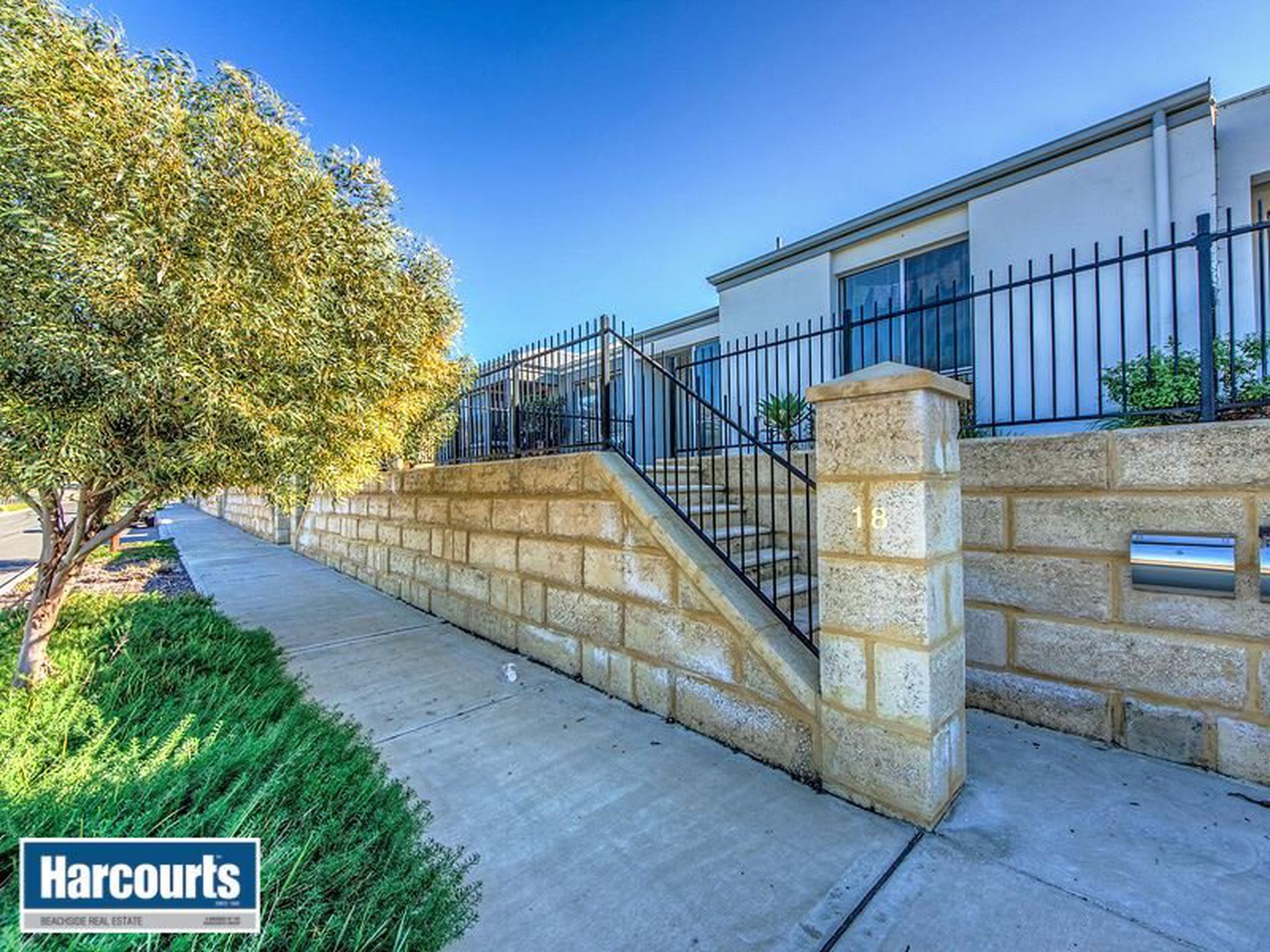 18 Nullarbor Avenue, Yanchep