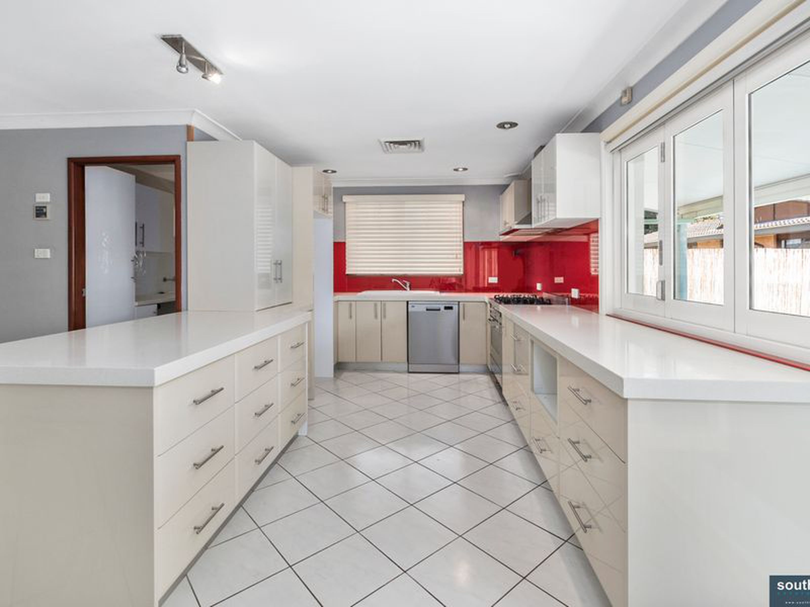 3 Flora Avenue, SOUTH PENRITH