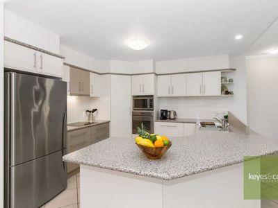 8 Adrian Rise, Mount Louisa
