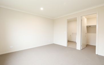 31 AUSTRALORP DVE, Clyde North