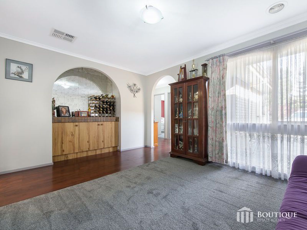 77 Loch Road, Dandenong North
