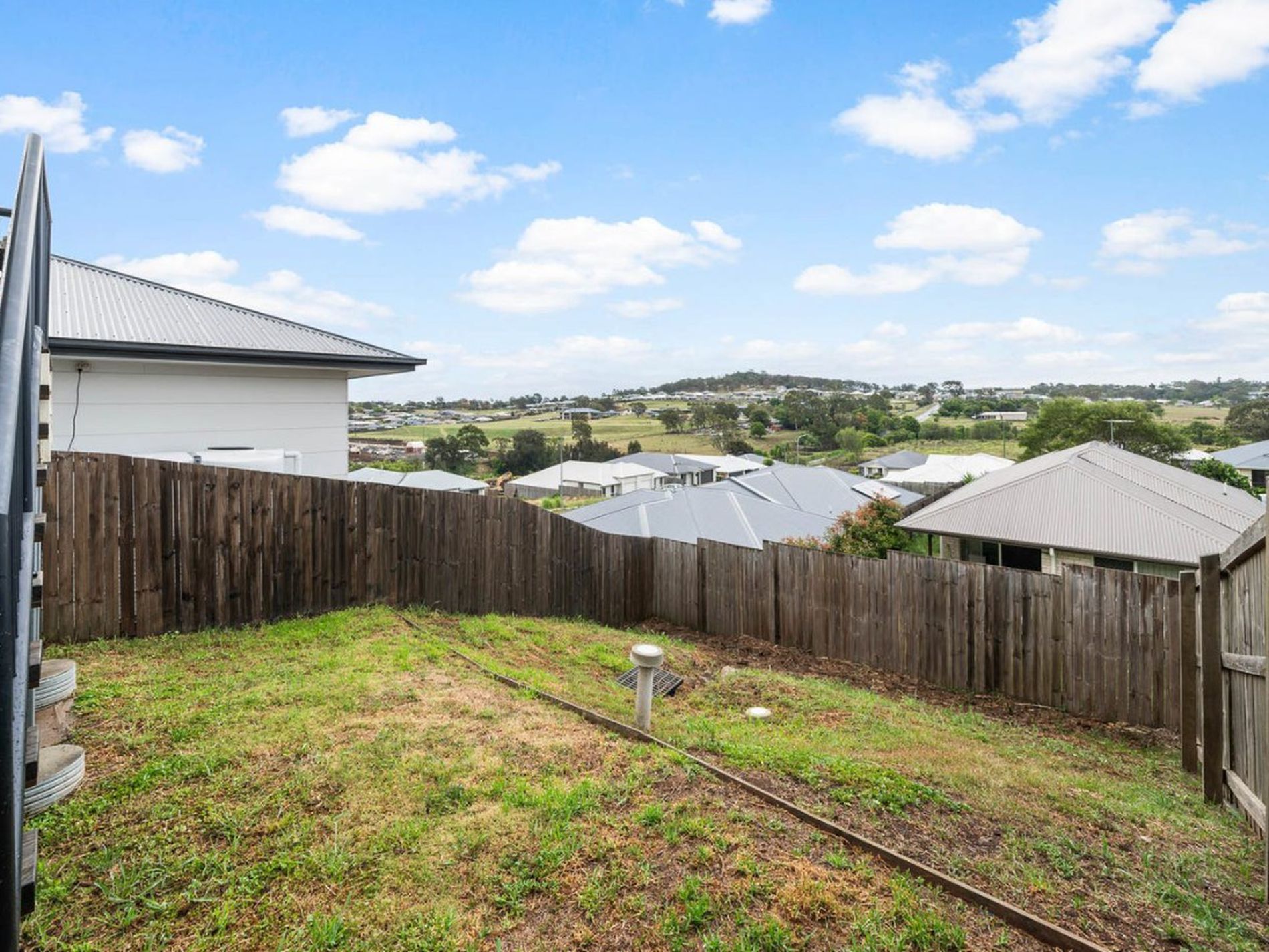 2/17 McInnes Crescent, Glenvale