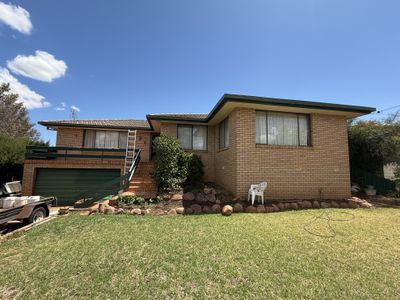 14 Thornbury Street, Parkes