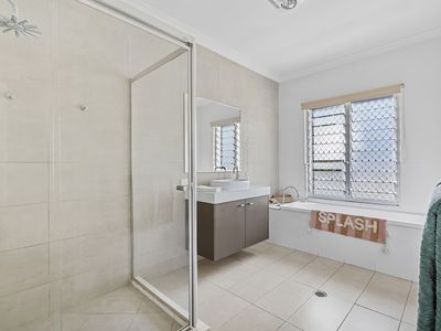 13 Jacksonia Place, Noosaville