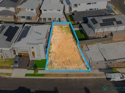 40 Feathertail Avenue, Melonba